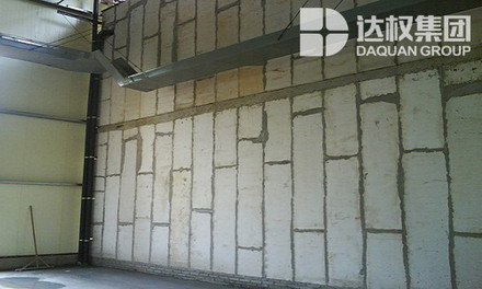 輕質(zhì)隔墻板可有效阻止火勢蔓延